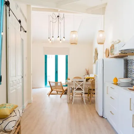 Apartment Atenea *