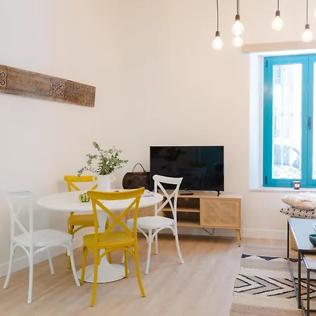 Atenea Apartment *